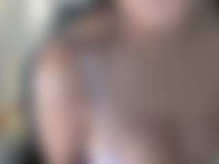 kimzaratte's Live Sex Cam Show