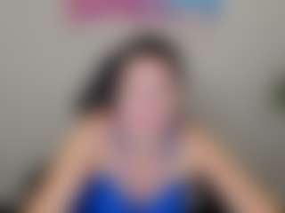 MariaHoward MILF webcam performer live streaming