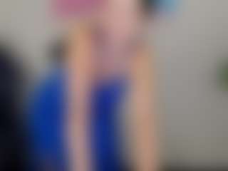 Live cam show with MariaHoward - Strip MILF on TastyBlacksLive