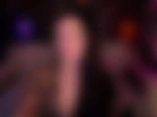Live cam show with MariaHoward - Sweet on Camsoda