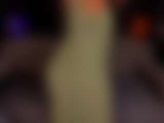 Live cam show with MariaHoward - Doggy on x69.live