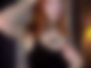 Live cam show with NikkiHeine - New Spank on Camiplay Live