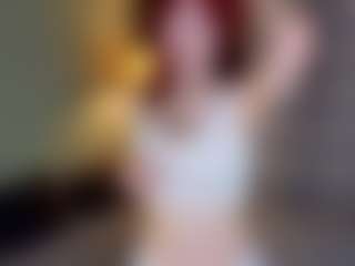 Live cam show with NikkiHeine - New Lovense on CamwithHer