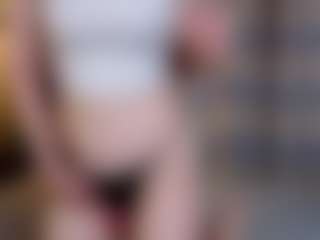 NikkiHeine's Live Sex Cam Show