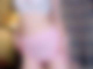 Live cam show with NikkiHeine - New Spank on live18s.com