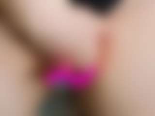 NikkiHeine's Live Sex Cam Show