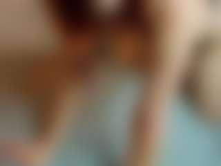 Live cam show with NikkiHeine - Green Eyes on CamClone