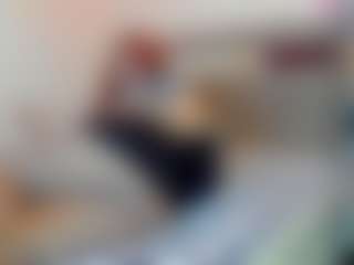 Live cam show with poncegabriela - Camel Toe on Dolls Live