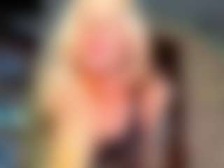 AdriaDegracia's Live Sex Cam Show