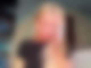 AdriaDegracia's Live Sex Cam Show