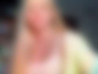 AdriaDegracia's Live Sex Cam Show