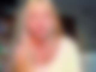 AdriaDegracia's Live Sex Cam Show