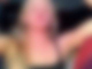 AdriaDegracia's Live Sex Cam Show