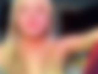 AdriaDegracia's Live Sex Cam Show