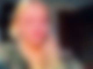 AdriaDegracia's Live Sex Cam Show