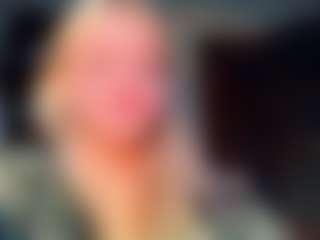 AdriaDegracia's Live Sex Cam Show