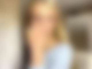 AdriaDegracia's Live Sex Cam Show