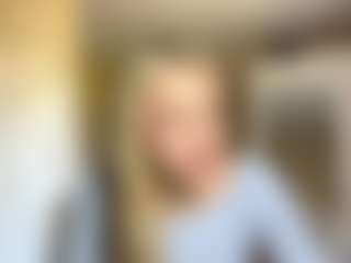 AdriaDegracia's Live Sex Cam Show