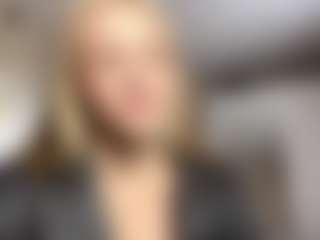 AdriaDegracia's Live Sex Cam Show