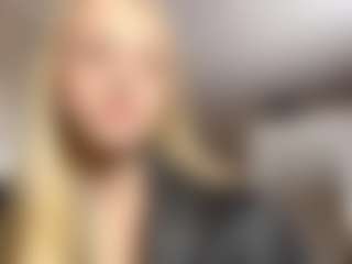 AdriaDegracia's Live Sex Cam Show