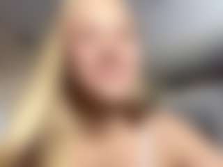 Live cam show with AdriaDegracia - Teen (18+) on Camsoda