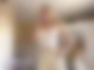 AdriaDegracia's Live Sex Cam Show