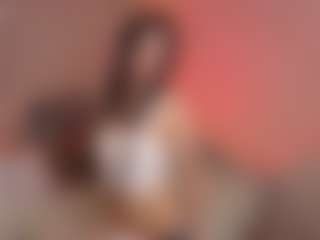Live cam show with BellaNoir21 - Skinny on Camsoda