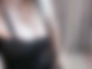 Live cam show with ClarettaMalay - Teen (18+) on Camsoda