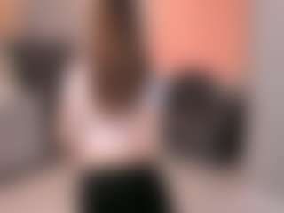 Live cam show with ClarettaMalay - Amateur Brown Hair on Hubzter Live