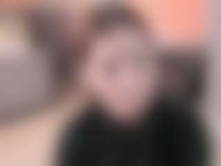 Live cam show with ClarettaMalay - Handjob on Sweet Sext