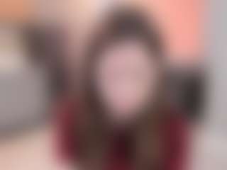Spettacolo in cam dal vivo con ClarettaMalay - Genital Piercings su Camsoda