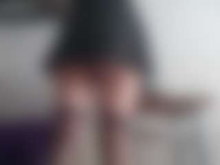 Live cam show with Jenni - Ass Clapping on livesuperchat.net
