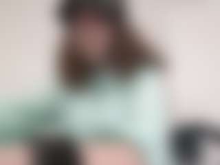 Live cam show with Mary - Shaved Pussy on mypornchat.com