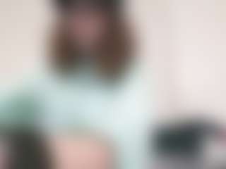 Live-Cam-Show mit Mary - Small Tits Young Adult auf Camsoda