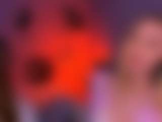 Live cam show with helena-so-shyy - Flashing on Soda Cam