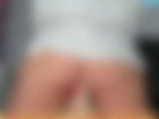 issabellaa04's Live Sex Cam Show