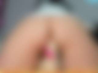 issabellaa04's Live Sex Cam Show