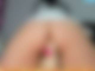 issabellaa04's Live Sex Cam Show