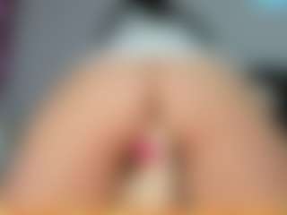 issabellaa04's Live Sex Cam Show