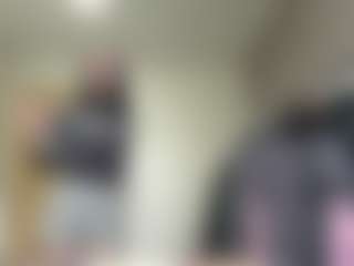 Live cam show with LashonFertitta - Bitch on Dare Cams