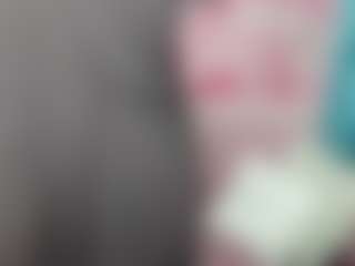 LunaKissesx's Live Sex Cam Show