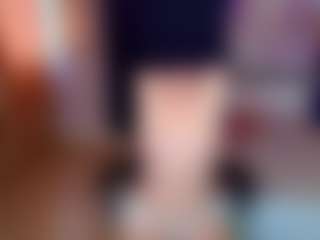 Live cam show with LunaKissesx - White on Cam Slut