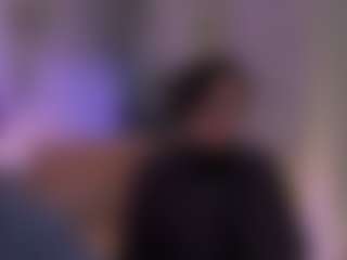 Live cam show with madyket - Striptease Granny on luckytryst.com