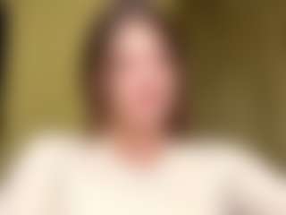 Live cam show with Zoey - Italian Young Adult on StripNow | netherlands