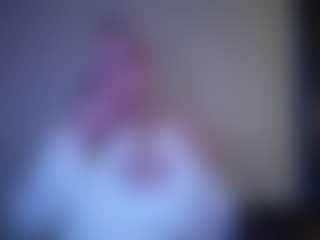 Live cam show with SadyeDobiesz - Fingers on AdultVida.com