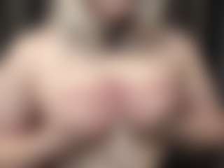Live cam show with SadyeDobiesz - Nice on Camsoda