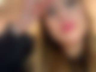 Live cam show with StephaniMaggio - Facial Piercings on Strip Flash - Live Sex Shows