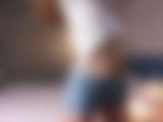 Live cam show with TessKennel - Public on Camsoda