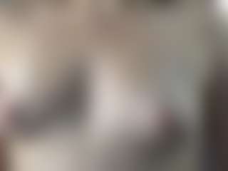 Live cam show with TessKennel - Petite MILF on CamwithHer