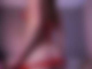 TessKennel MILF webcam performer live streaming